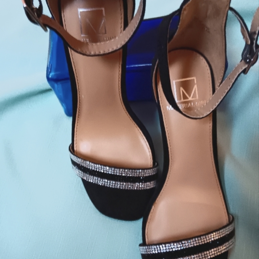 Badgley Mischka Black Heels Make Offer